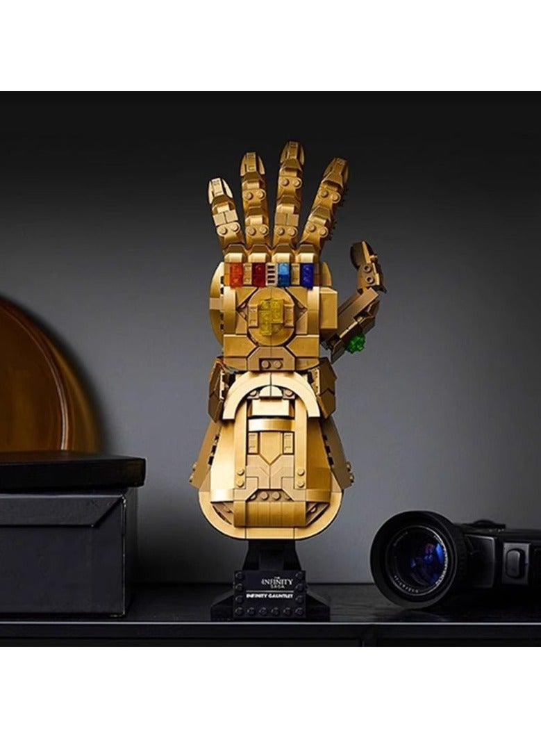 عام لعبات من نوع كوسبلاي لطفلان في بيوت اللعب، وهي معدات مثل معدات السام (ربما إسم شخص في لعبة معينة)، تتضمن مشبوه مشعل حريق و حقيبة ظهر، بالإضافة إلى إكسسوارات غنية. - Image 3