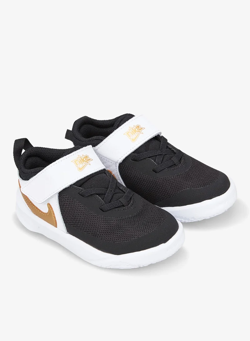 Nike Kids' Team Hustle D 10 Shoe