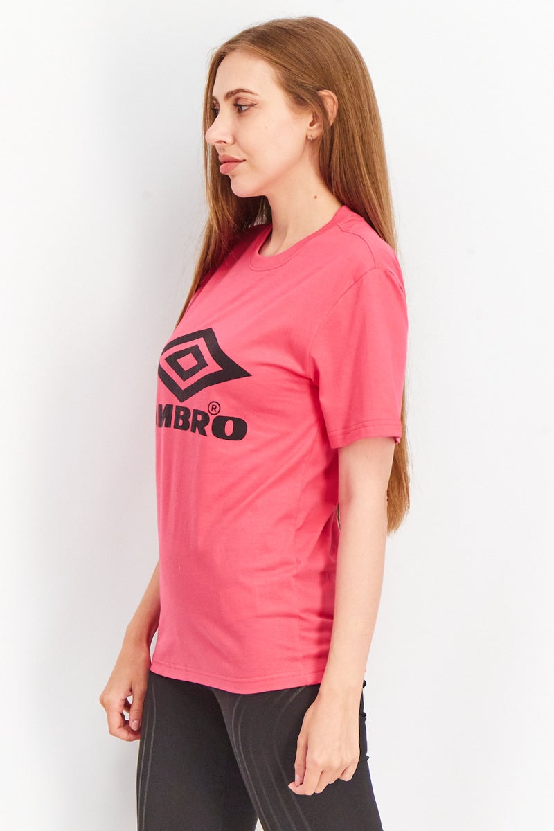 umbro تي شيرت نسائي بياقة دائرية وأكمام قصيرة بشعار العلامة التجارية، وردي - Image 2