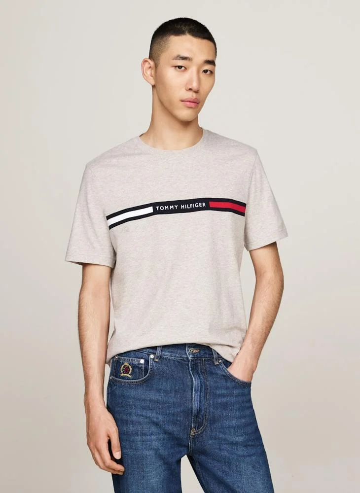 TOMMY HILFIGER Logo Crew Neck T-Shirt