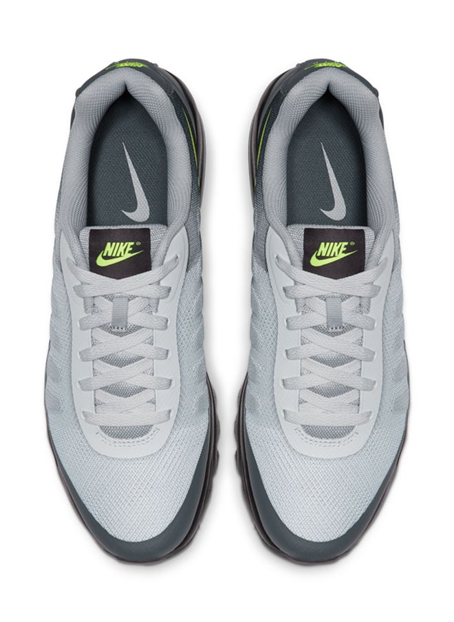 Nike Air Max Invigor