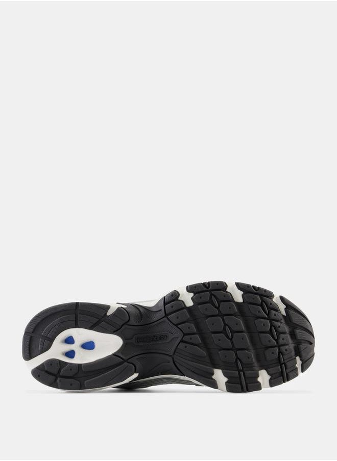 530 Sneakers - pzsku/Z85D2AAECAABD38ACA84FZ/45/_/1720871097/40e43c81-7514-4e4c-b297-419abd3c450d