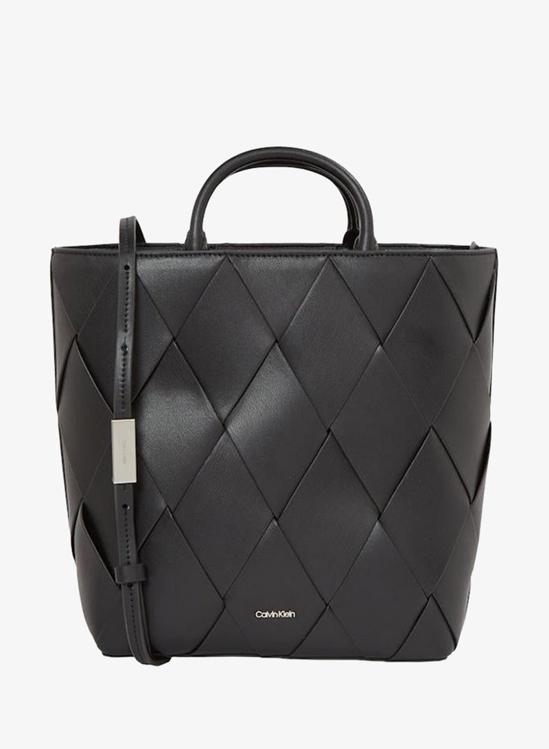 كالفن كلاين حقيبة توت متوسطة - Image 1