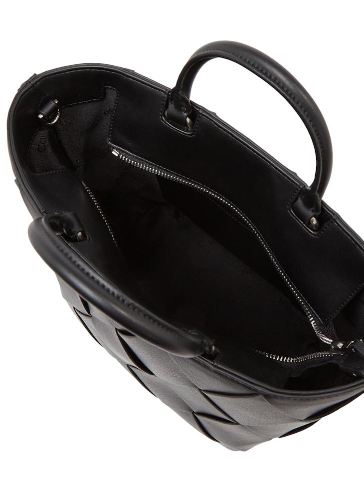 CALVIN KLEIN MEDIUM TOTE BAG  - Image 4