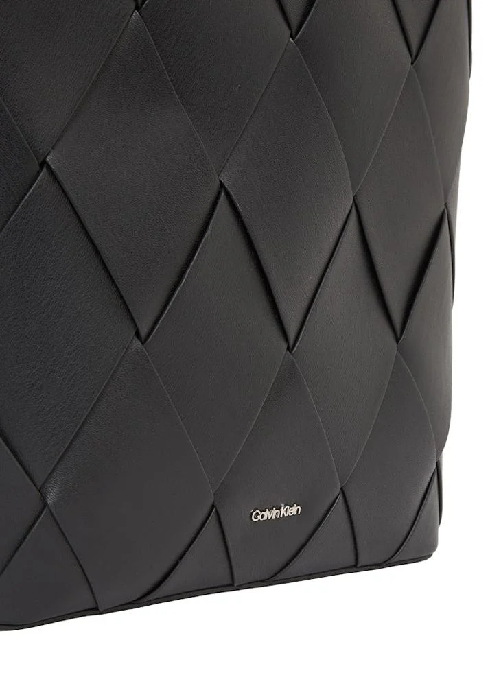 CALVIN KLEIN MEDIUM TOTE BAG