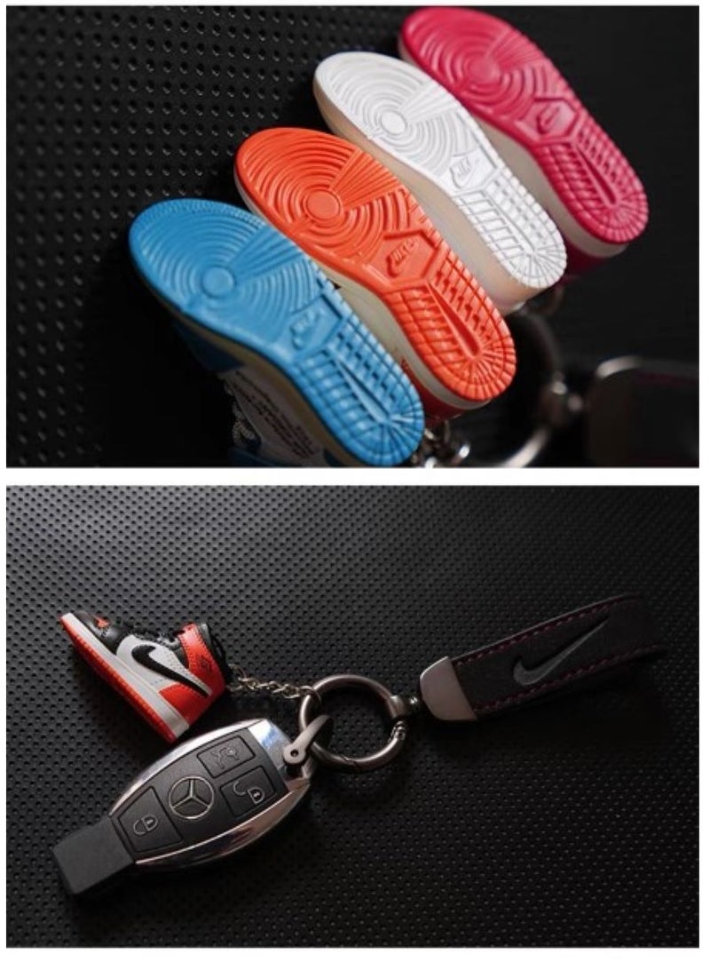 keychain 3D sneaker pendant car key keyring - Image 3
