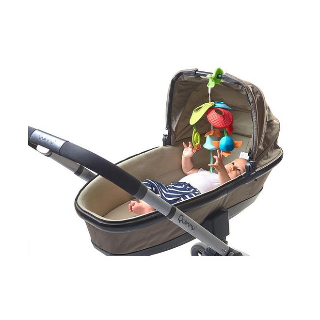 Tiny Love لعبة عربة الأطفال الصغيرة من تايني لوف ميدو دايز، قابلة للحمل، تنبه الحواس، جرس ينتج رنينًا لطيفًا، أنماط وألوان بسيطة تجذب انتباه الطفل، 22 x 22 x 32 سم، 0 أشهر+ - متعددة الألوان - Image 4