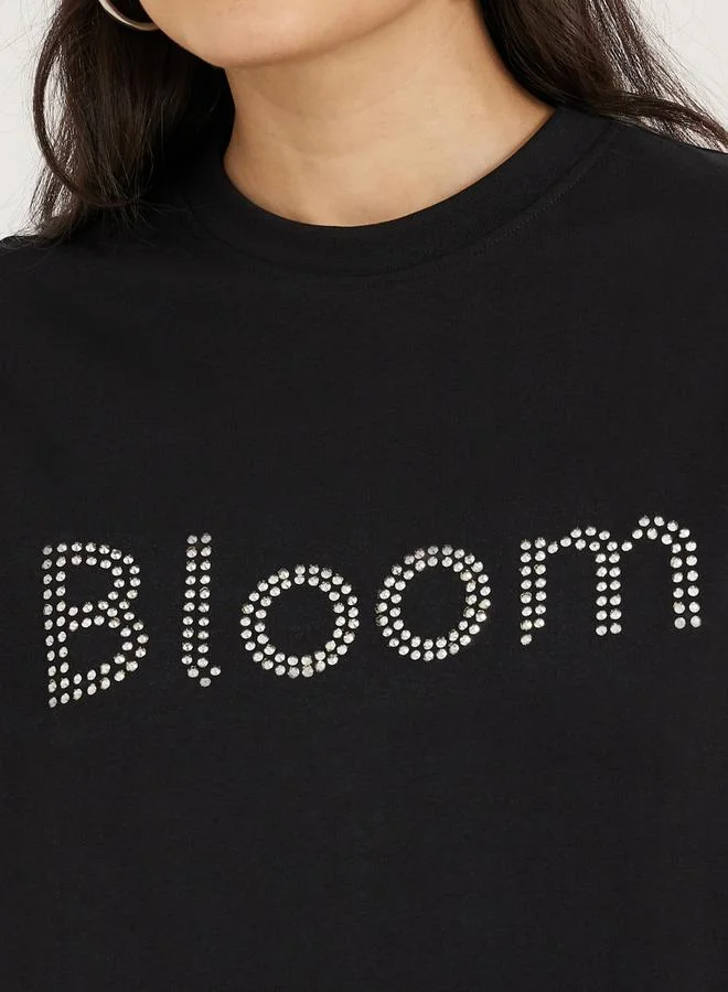 ستايلي Oversized Rhinestone Embellished Slogan T-Shirtâ€‹