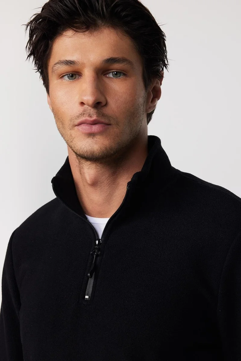 Tudors Men's Standard Fit Relaxed Cut Non-Pilling Cold Proof Black Standing Collar Fleece Sweatshirt