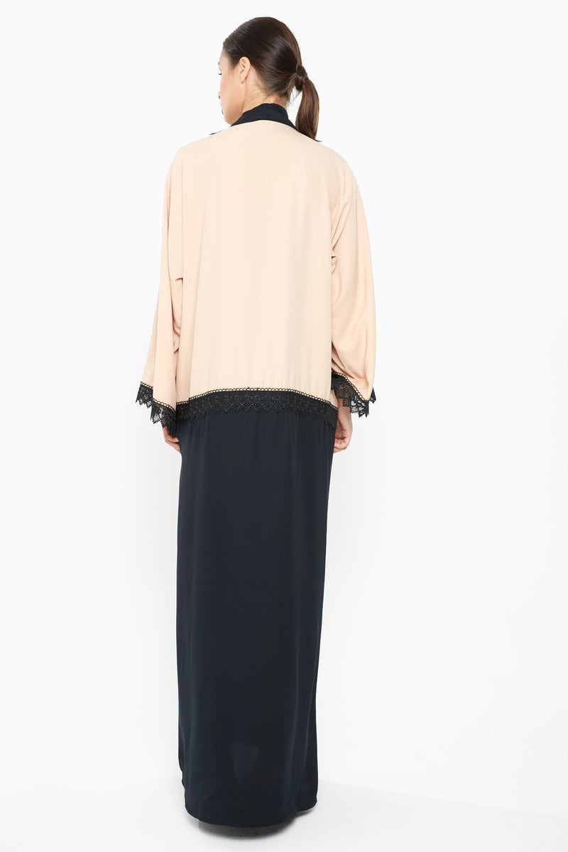 NUKHBAA A trendy duo-colored abaya with black stripe lace detailing-AJ663A - Image 3