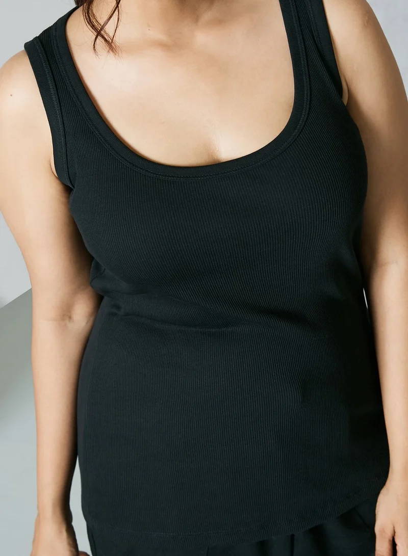 EVANS Essential Tank Top