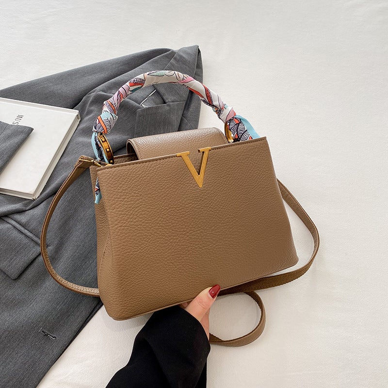 Daffy Bag New Litchi Pattern V-Shaped Phnom Penh Tote Bag Light Luxury Handbag Shoulder Crossbody Large Capacity Women'S Bag