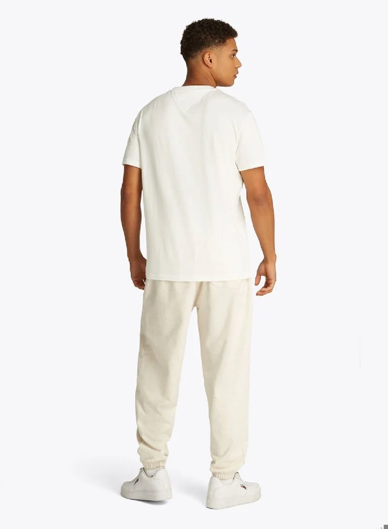 TOMMY JEANS Regular Fit Dna Graphic T-Shirt