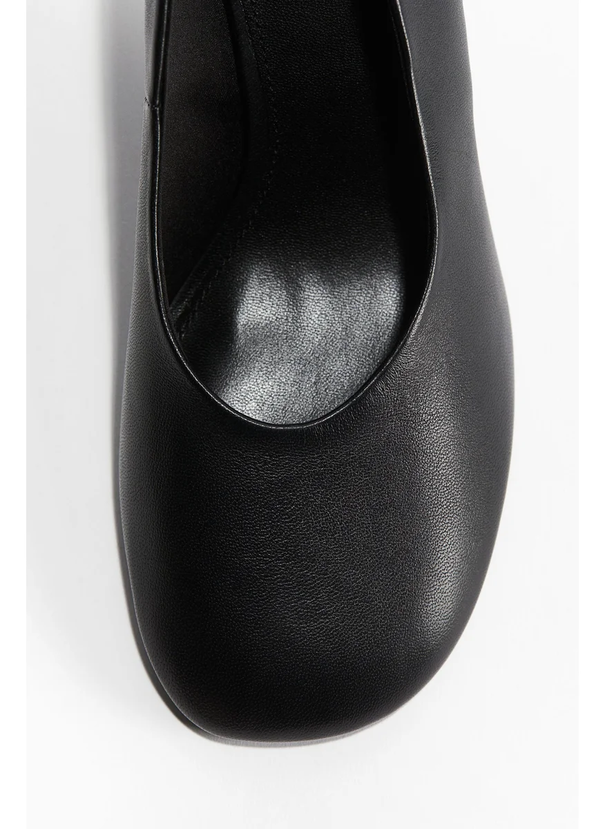 اتش اند ام Leather Court Shoes