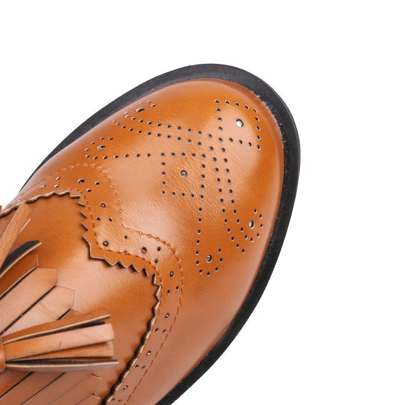 Cloth Shoes Women'S New Retro British Style Flat Burned Flower Tassel Loafers One-Pedal Shoes - Image 4