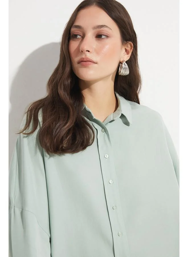 JUNE June Women Exclusive Oversize/Loose Fit 100% Tencel Shirt Light Green