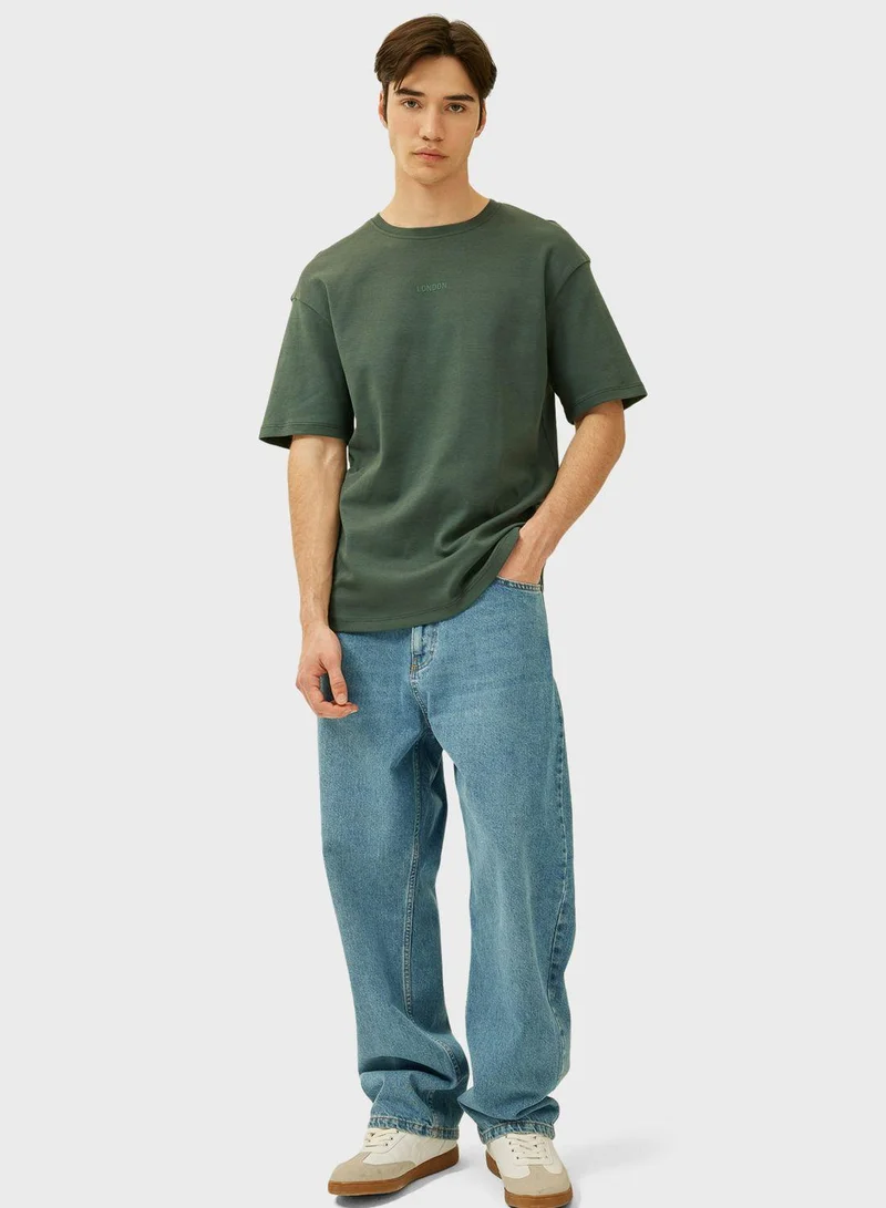 DeFacto  Man Comfort Fit T-Shirt for Men | Best Price UAE