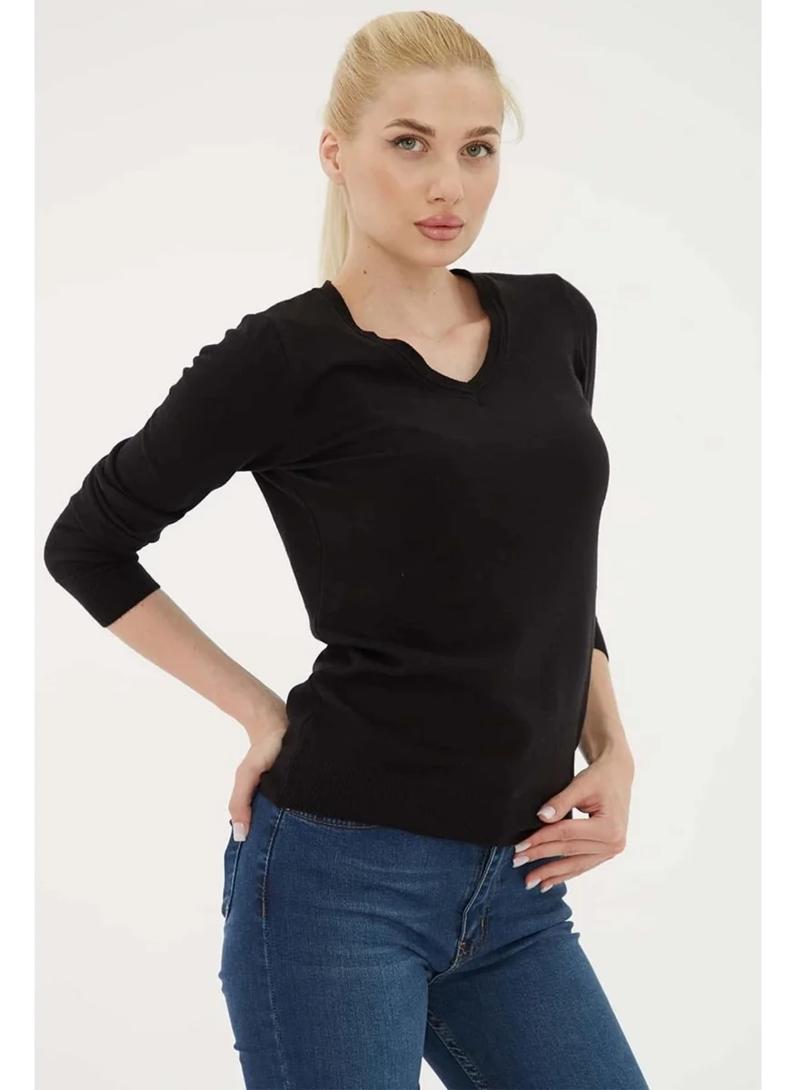 Fashion Friends Women's V Neck Sweater