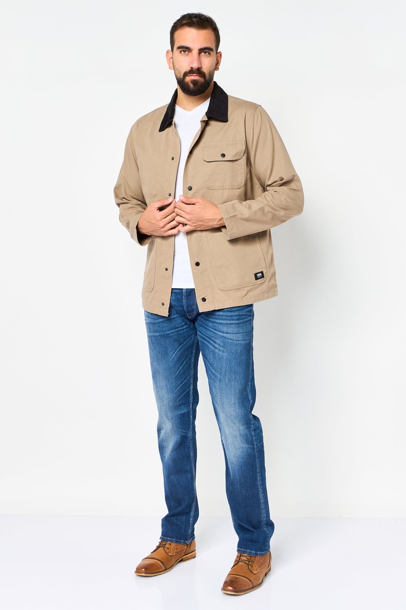 VANS جاكيت قميص بأكمام طويلة للرجال بشعار العلامة التجارية، كاكي - Image 2