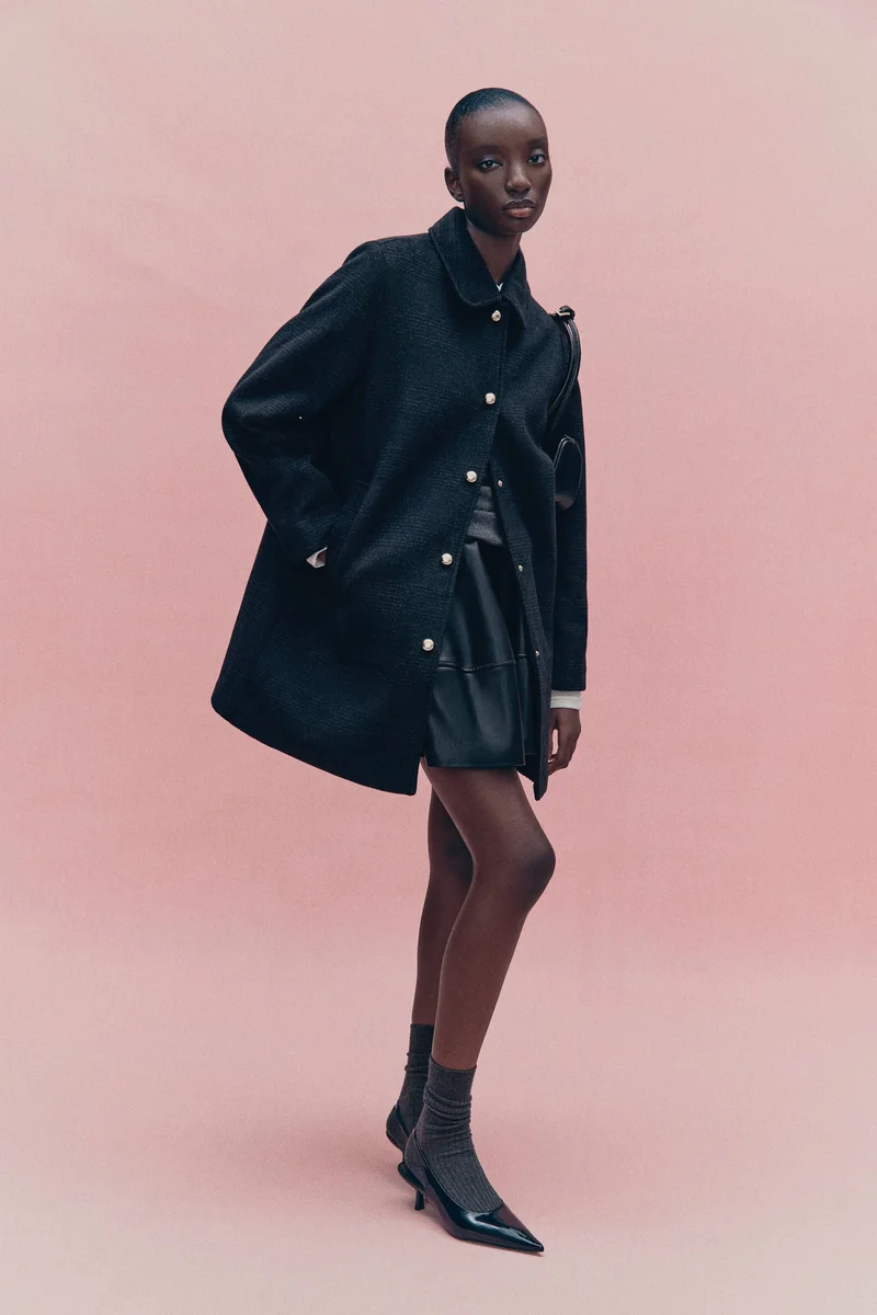 اتش اند ام معطف قصير من مزيج الصوف