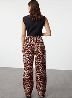trendyol Brown Leopard Patterned High Waist Pleated Wide Leg Trousers with Velcro Belt TWOAW24PL00177  - Image 5