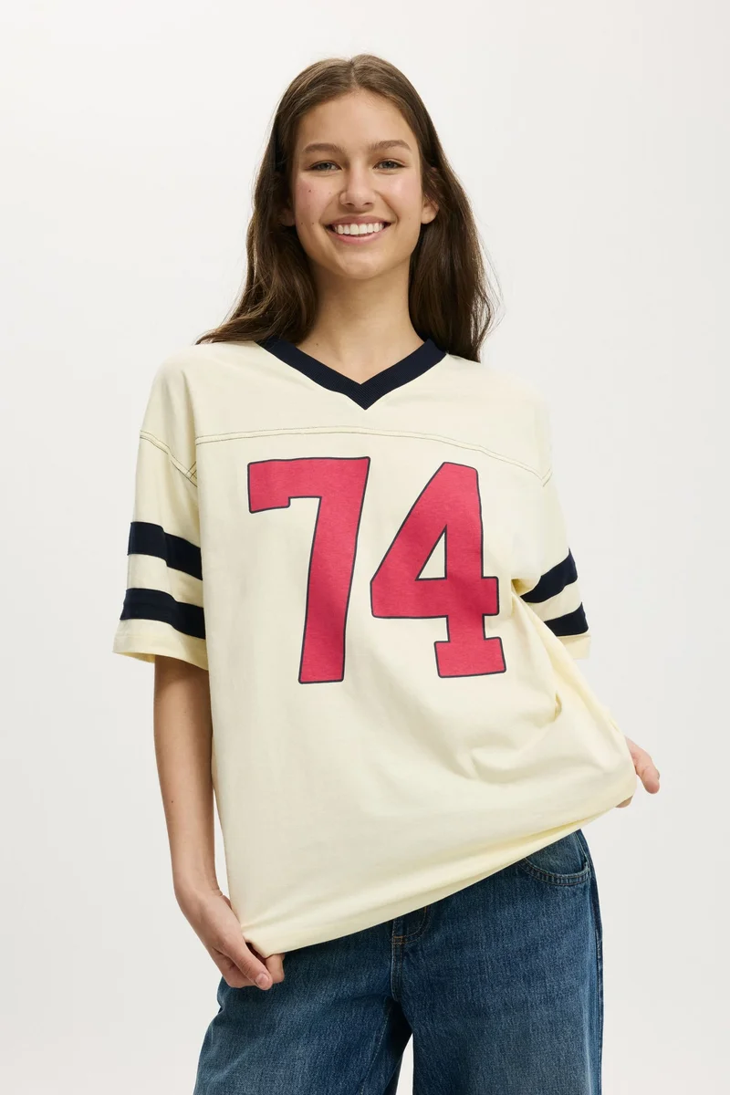 Cotton On V NECK OVERSIZED GRAPHIC TEE