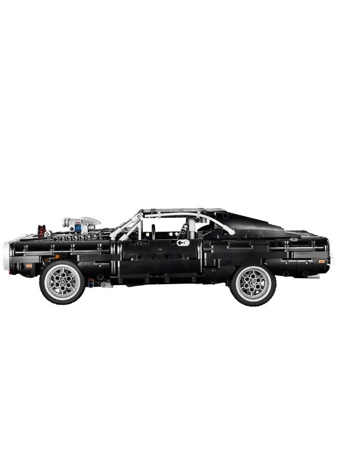 LEGO LEGO - Technic Dom's Dodge Charger 1077 Pieces - 42111  - Image 2