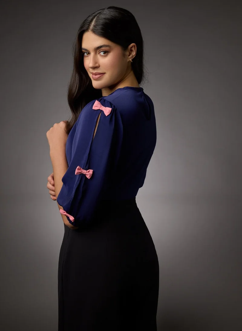 Zigzag Tiny Bow Solid Chiffon Half Sleeve Top
