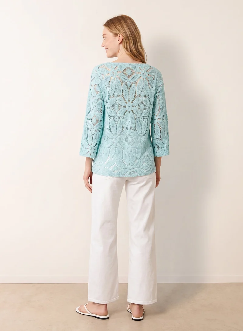 بلو فانيلا Flower Crochet Long Sleeve Top