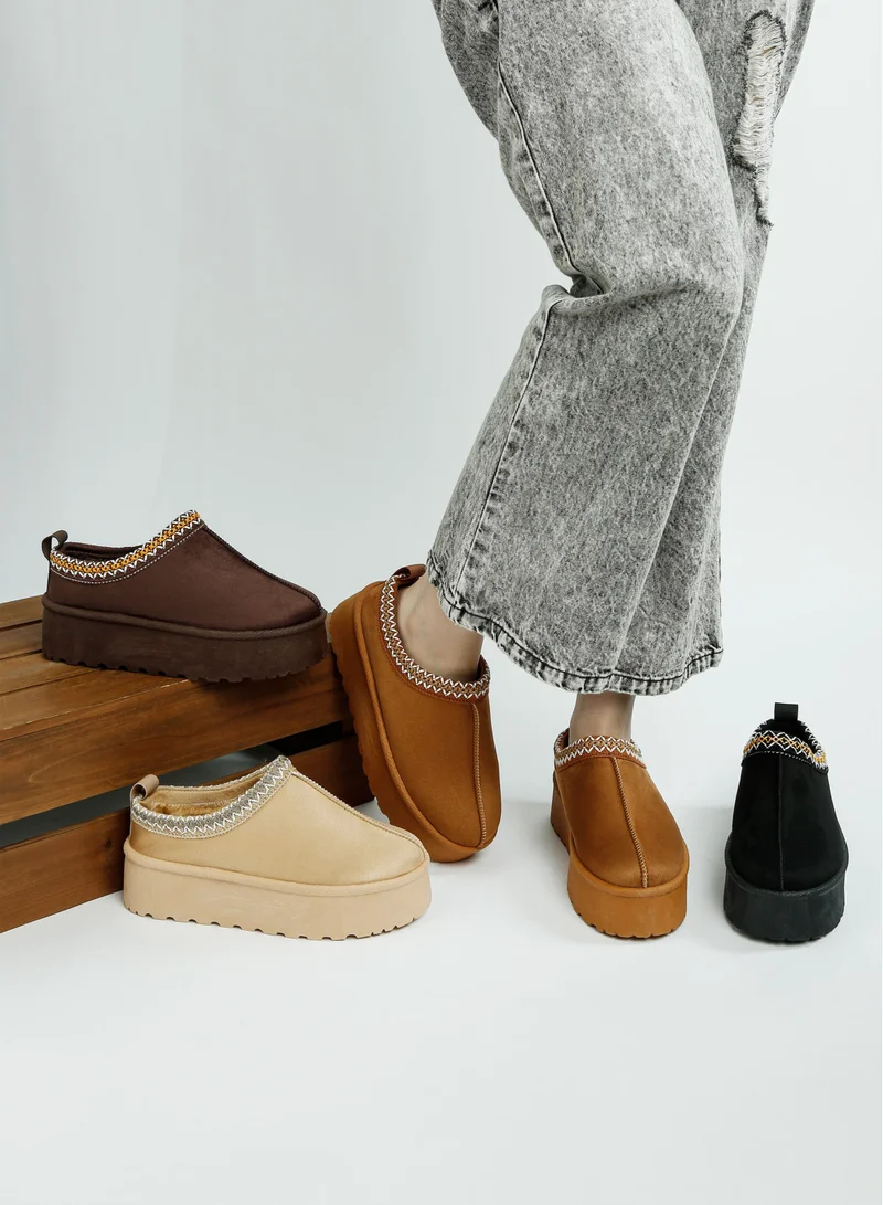 London Rag Embroidered Platform Classic Slip-On in Brown