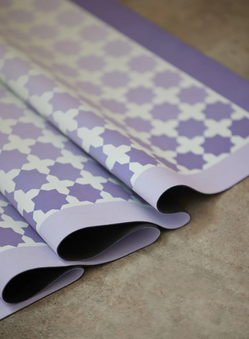 Sabr Nusa prayer mat