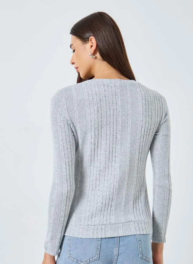 تايك تو بلوزة مضلعة بياقة مربعة وأكمام طويلة