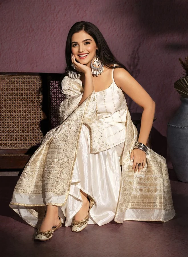 آي شين Women's Off White Rayon Embellished Tunic Full Length Palazzo Straight Fit Kurta Set