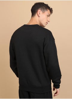 HIGHLANDER Front Graphic Print Relaxed Fit Sweatshirt by Styli  - Image 3