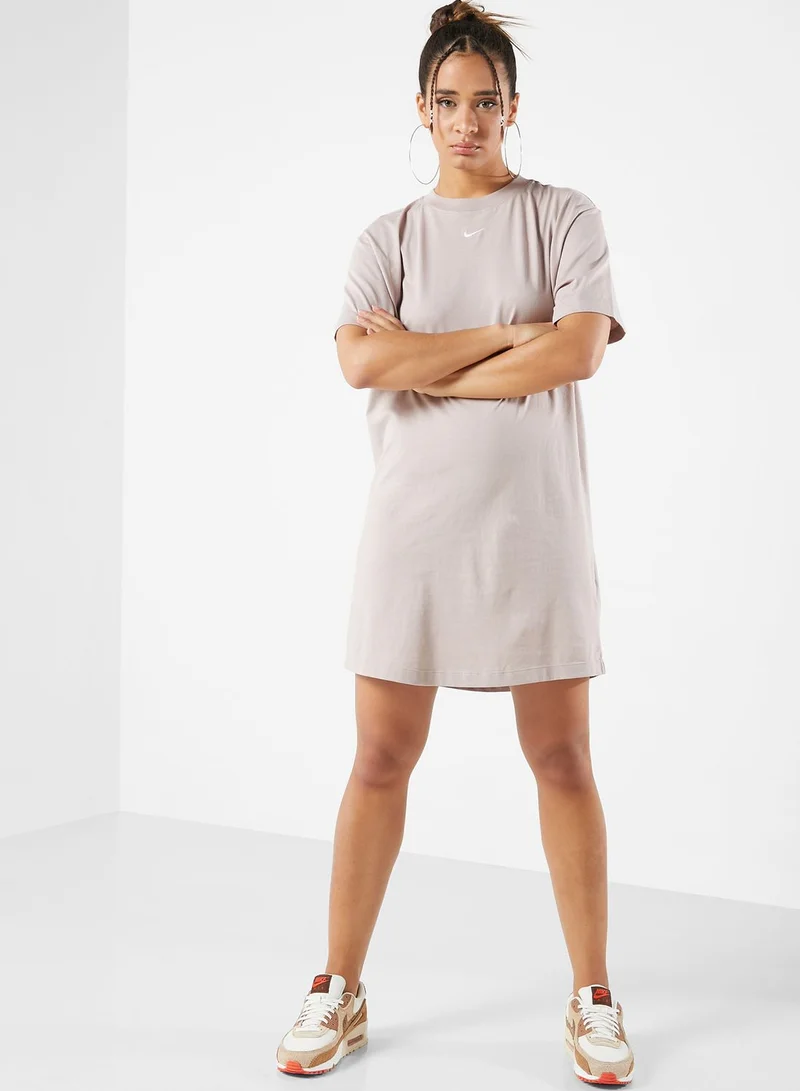 Nike Nsw Essential T-Shirt Dress