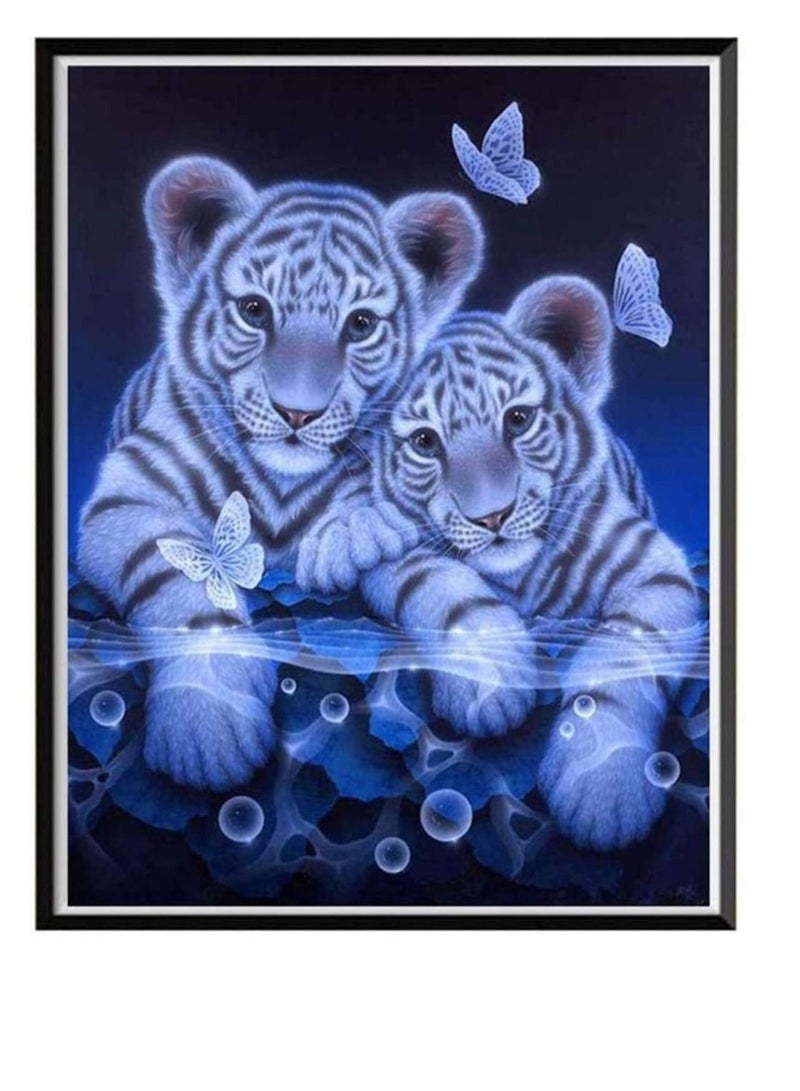 Captaintech DIY 5D Diamond Painting by Number Kit Cute Tiger Rhinestone Embroidery Cross Stitch Ornaments Arts Craft Canvas Wall Decor Full Drilled Round Beads Diamond Painting Cross Stitch 23X30 cm - Image 1