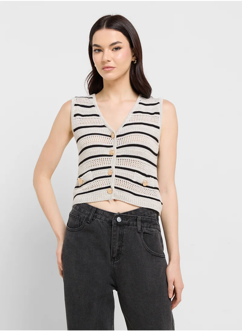 جينجر Knitted Crochet Button Down Vest