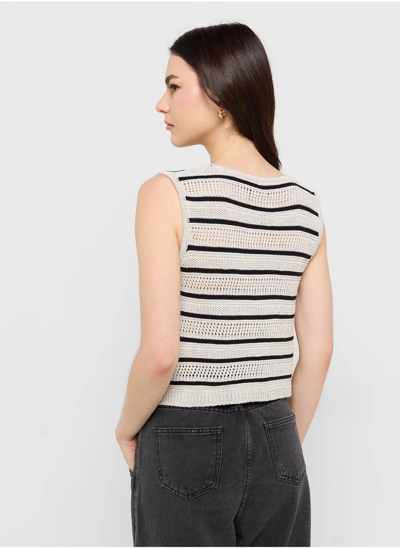 جينجر Knitted Crochet Button Down Vest