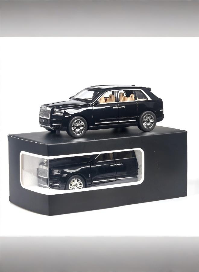 Luxury 1:24 Scale SUV Model Car for Collectors - Image 1