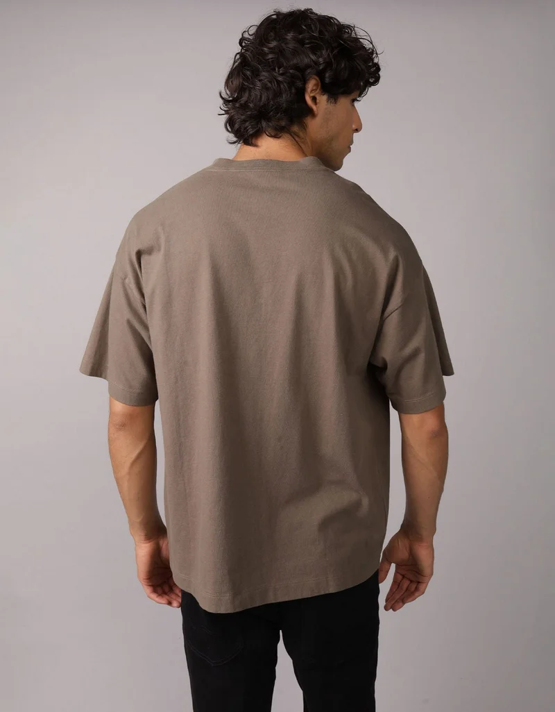 امريكان ايجل تي-شيرت بقبة كرو وبقصّة فضفاضة