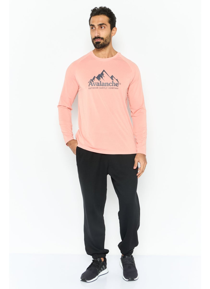 Men Sportswear Fit Long Sleeves Outdoor T-Shirt, Pink - pzsku/Z860CC35962B61828F5DDZ/45/_/1737642305/dd219ff5-f16c-43d0-967d-f7a4e00601b8