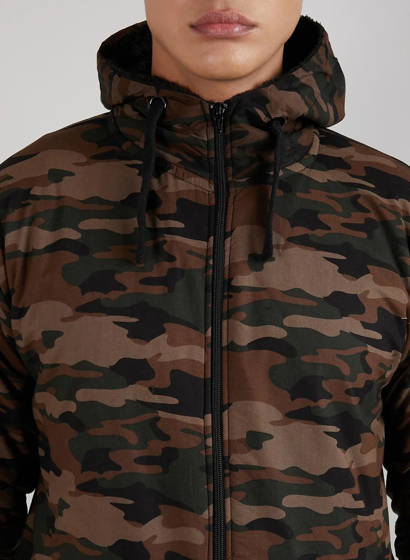 Campus Sutra Men's Forest Green Camouflage Hoodie With Insert Pocket