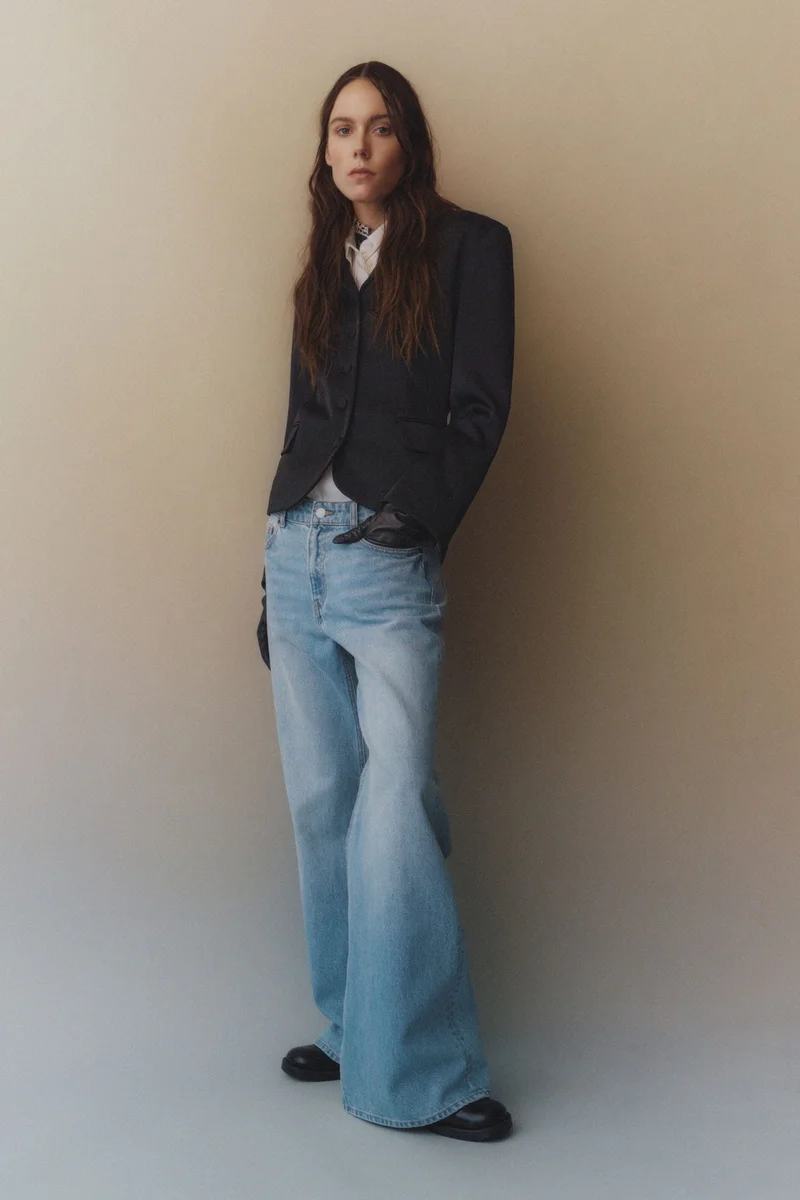 H&M Flared Regular Jeans