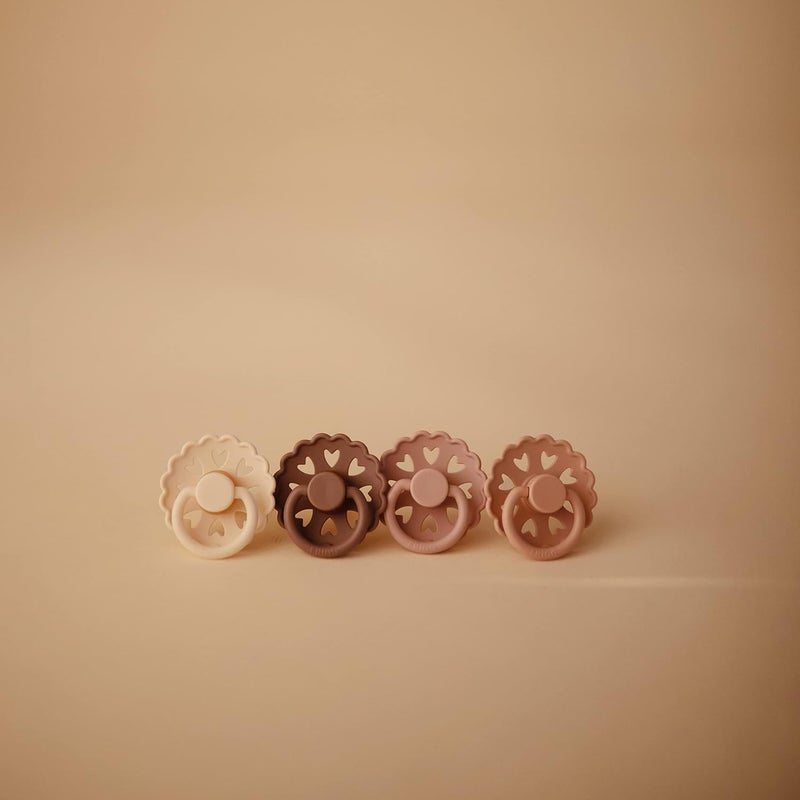 FRIGG لهاية الأطفال من فريغ أندرسن فانتازيا من المطاط الطبيعي مصنوعة في الدنمارك خالية من BPA كريمي ساتان ناعم 6-18 شهر - Image 4