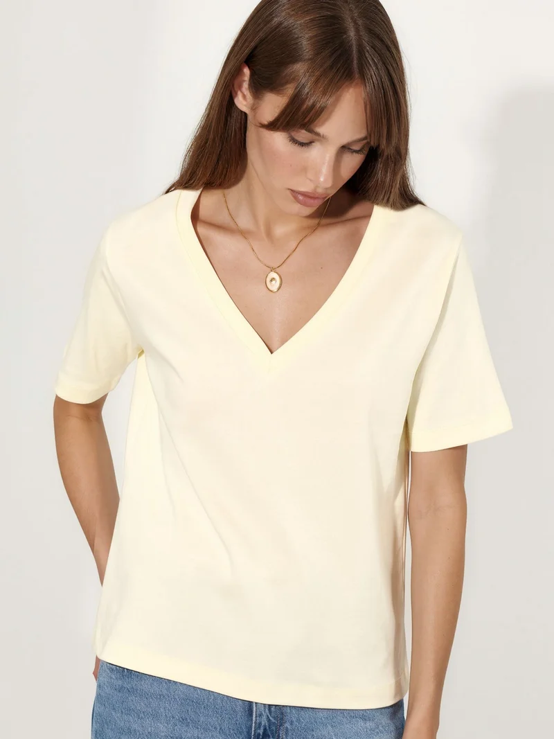 Busem BUSEM V-Neck Solid Regular Fit Cotton T-Shirt