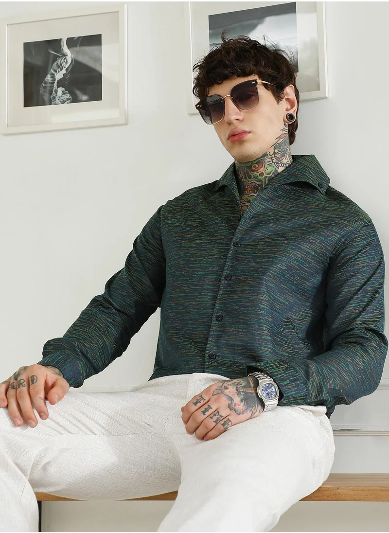 Campus Sutra Men's Textured Cotton Blend Slim Fit Shirt