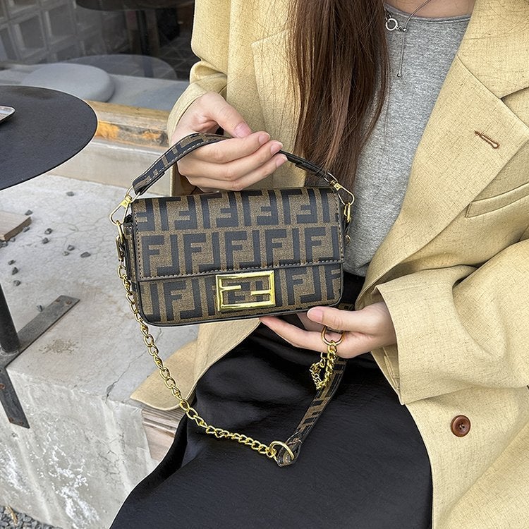 FF Fendi Camera Bag Baguette Brown FF jacquard fabric bag Camera bag Ladies Shoulder Bag - Image 3