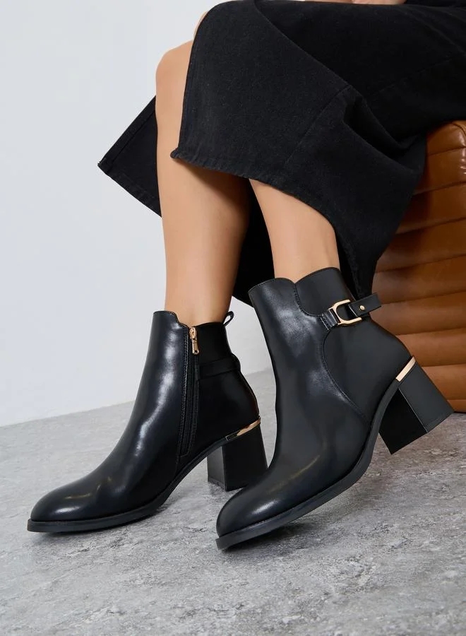 ستايلي حذاء بوت بطول الكاحل وكعب سميك