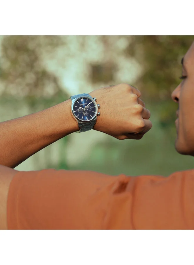 Timberland silver Men's Henniker II Blue Dial Stainless Steel Bracelet Multifunction Watch for Men, 46mm for Men | Best Price UAE