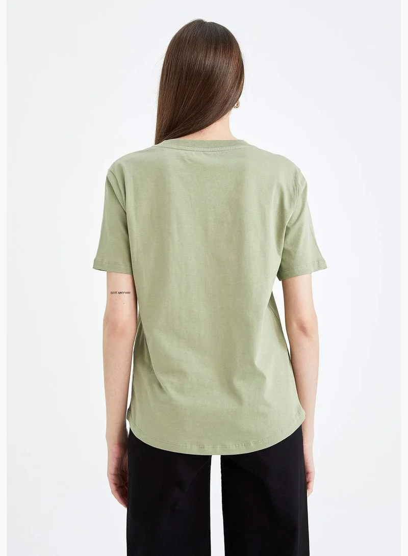 DeFacto Regular Fit V Neck Short Sleeve T-Shirt